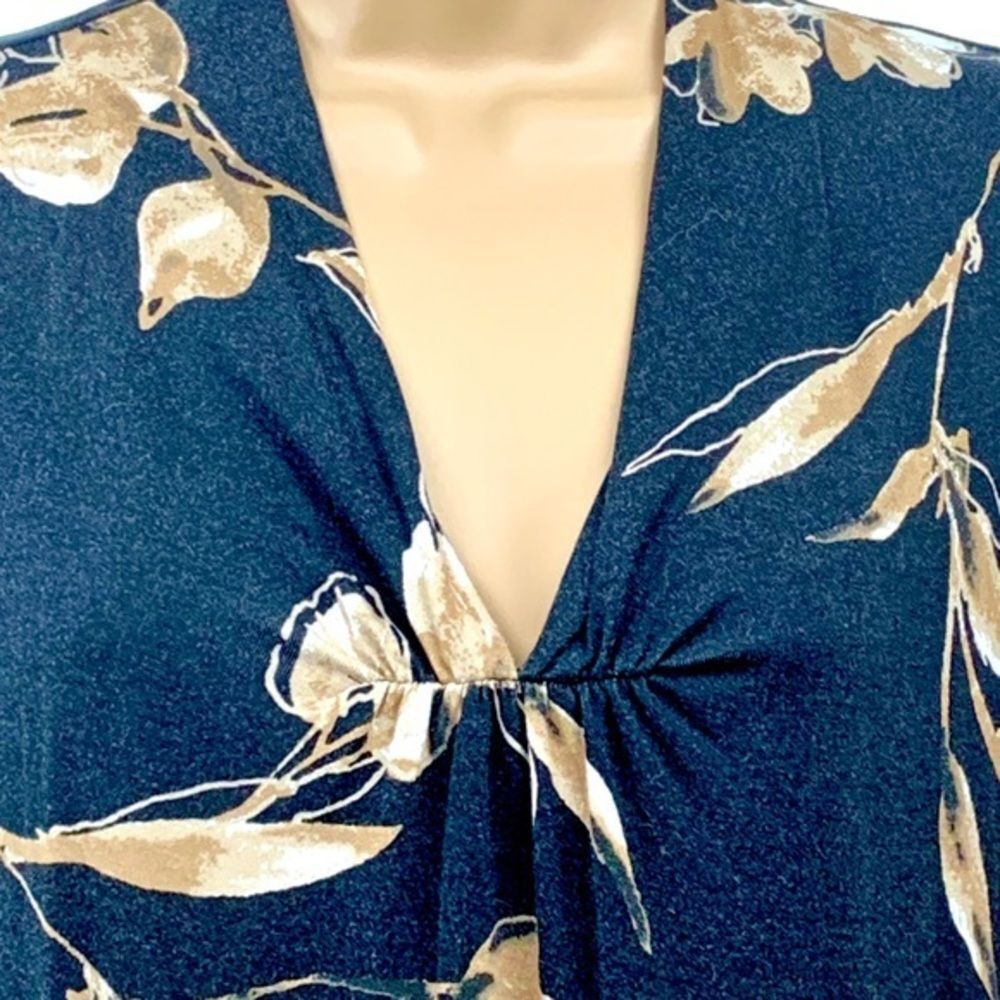 212 Collection Print Top - Picture 2 of 8
